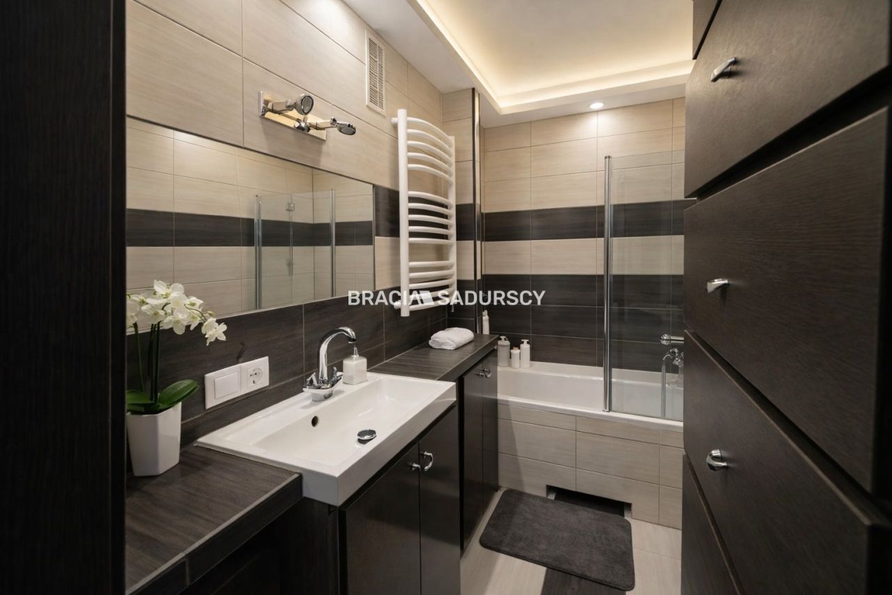 Mieszkanie 4-pokojowe Kraków Podgórze Duchackie, ul. Jana Sas-Zubrzyckiego. Zdjęcie 15