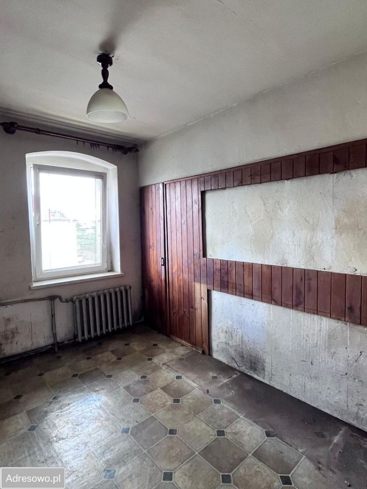 dom wolnostojący, 7 pokoi Święta Katarzyna, ul. Różana. Zdjęcie 2