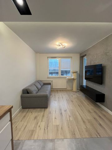 Mieszkanie 3-pokojowe Braniewo, ul. gen. Grota Roweckiego. Zdjęcie 1