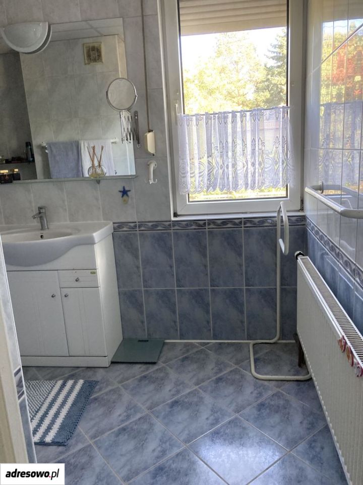 dom szeregowy, 7 pokoi Łomianki. Zdjęcie 6