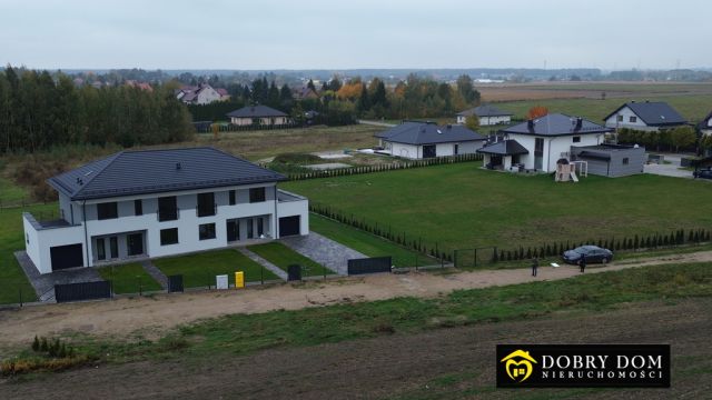 bliźniak, 4 pokoje Juraszki. Zdjęcie 3