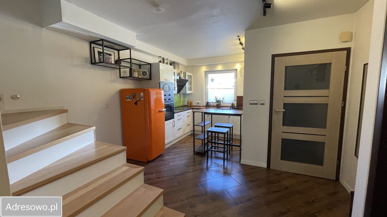 dom szeregowy, 4 pokoje Bielsko-Biała Kamienica, ul. Rotmistrza Witolda Pileckiego. Zdjęcie 11