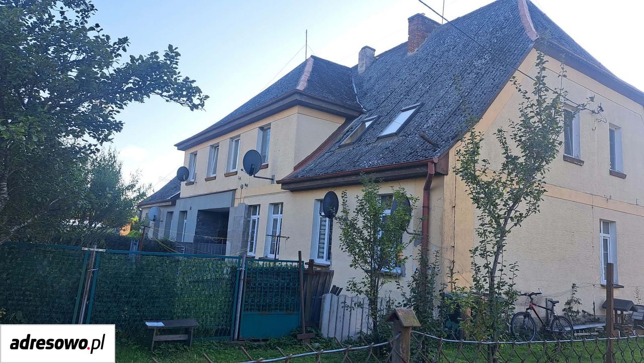 Mieszkanie 6-pokojowe Brzyno, ul. Szkolna. Zdjęcie 2