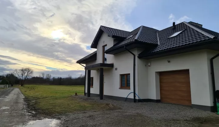 dom wolnostojący, 6 pokoi Nowy Sącz Zabełcze