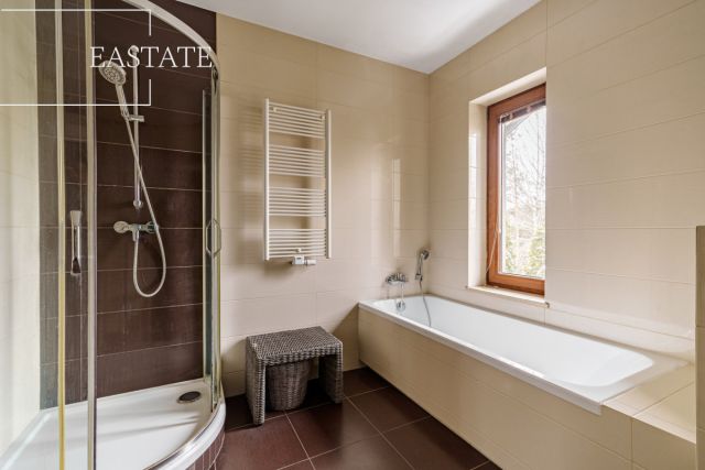 dom wolnostojący, 5 pokoi Parcela-Obory. Zdjęcie 9