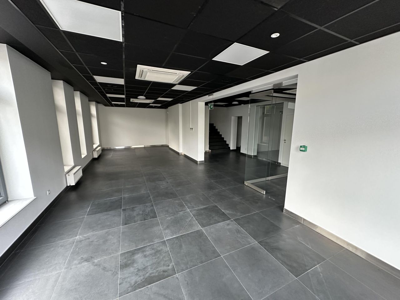 Lokal Warka Centrum, ul. Długa. Zdjęcie 3