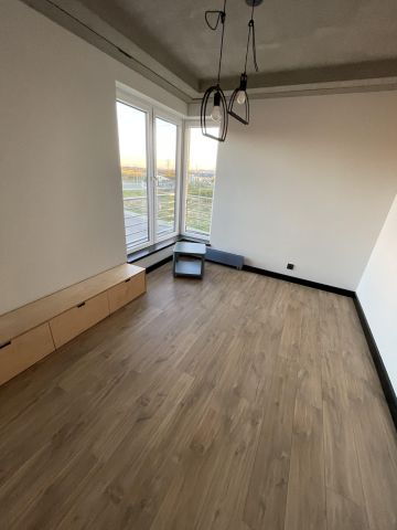 Mieszkanie 3-pokojowe Reda Centrum, ul. Olimpijska. Zdjęcie 1