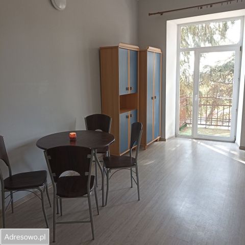 Mieszkanie 1-pokojowe Ostrowiec Świętokrzyski, ul. Henryka Sienkiewicza. Zdjęcie 1