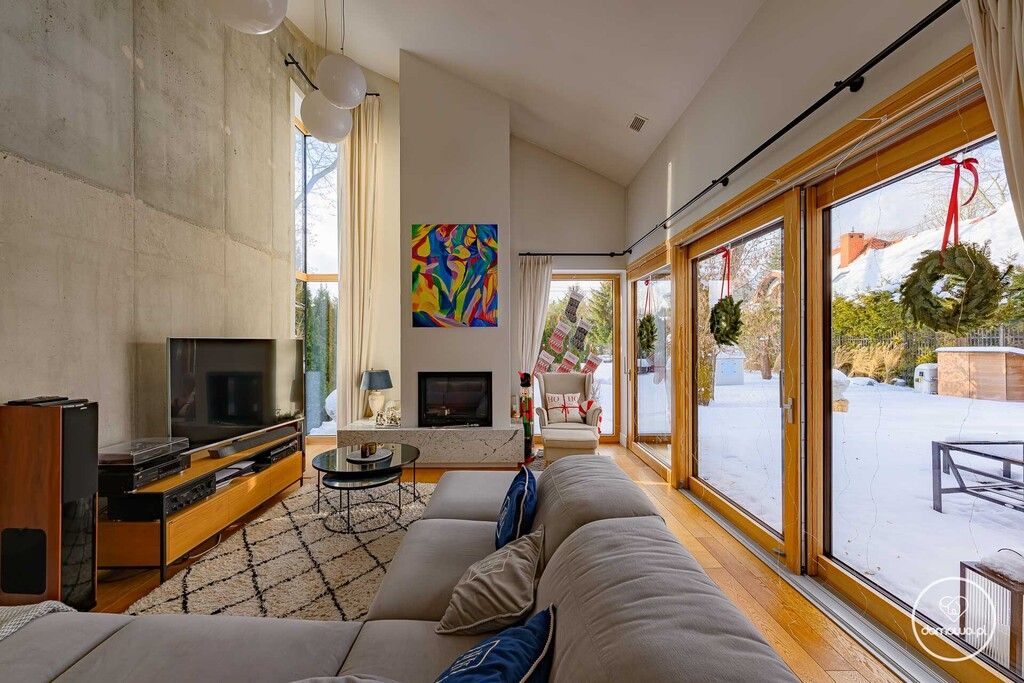 dom wolnostojący, 6 pokoi Konstancin-Jeziorna. Zdjęcie 2