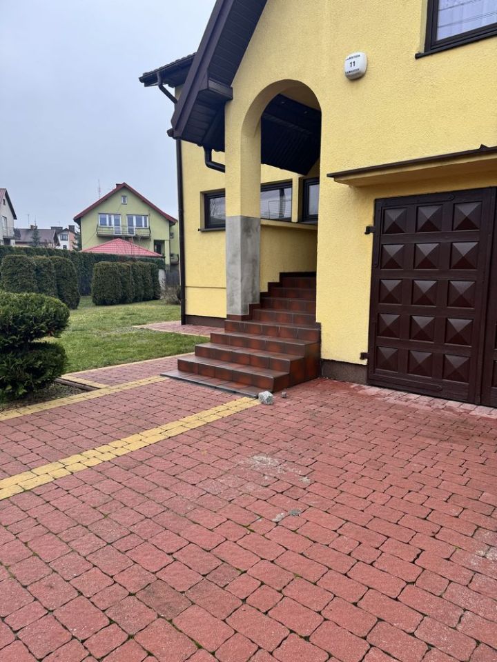 dom wolnostojący Łowicz, ul. gen. Brygady Mikołaja Bołtucia. Zdjęcie 3