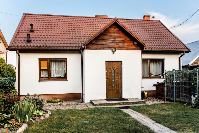 dom wolnostojący, 4 pokoje Hajnówka, ul. Szmaragdowa. Zdjęcie 1