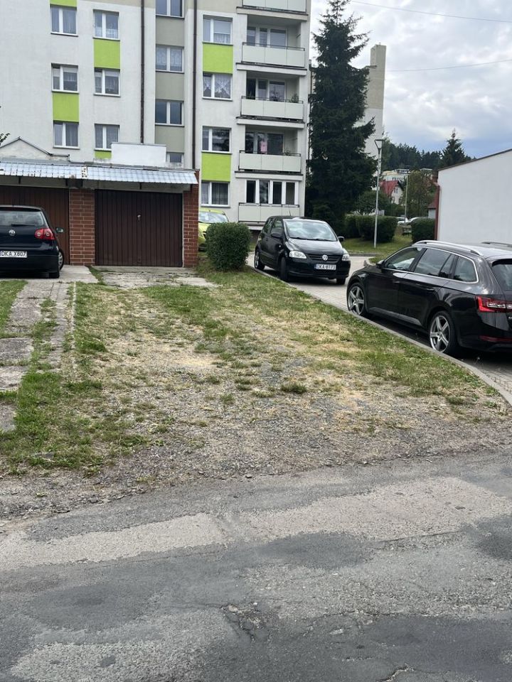 Mieszkanie 3-pokojowe Kamienna Góra, ul. Cegielniana. Zdjęcie 2