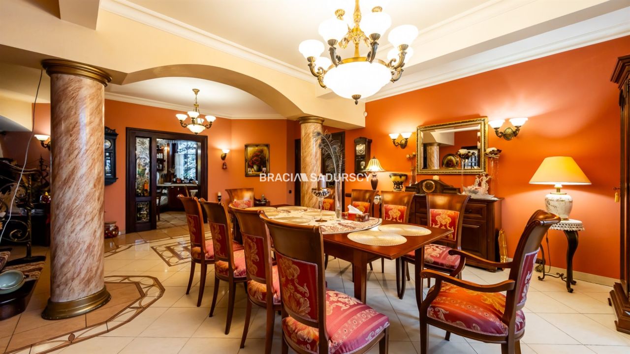 dworek, 8 pokoi Balin, ul. Gwardzistów. Zdjęcie 12