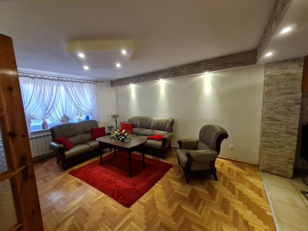 bliźniak, 5 pokoi Ruda Żmigrodzka. Zdjęcie 2