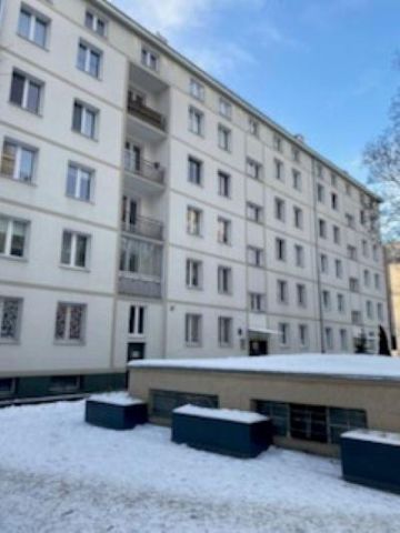 Mieszkanie 3-pokojowe Warszawa Śródmieście, ul. Stanisława Dubois. Zdjęcie 3