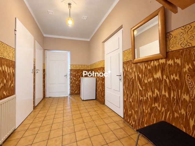 dom wolnostojący, 2 pokoje Dębowica. Zdjęcie 13