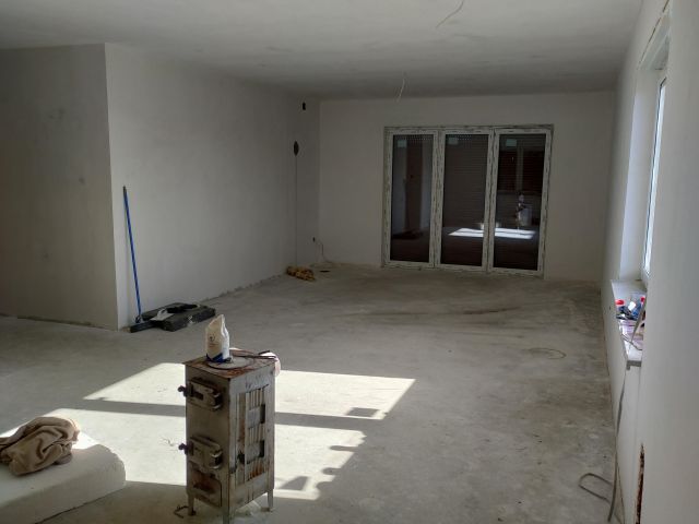 dom wolnostojący, 4 pokoje Kadłubia, ul. Parkowa. Zdjęcie 2