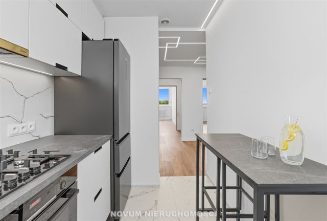 Mieszkanie 3-pokojowe Tarnowskie Góry. Zdjęcie 3