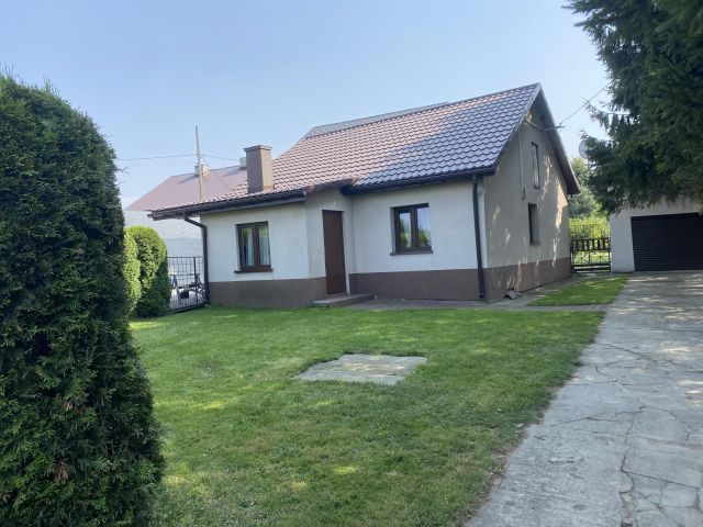 dom wolnostojący, 2 pokoje Jeżówka. Zdjęcie 2