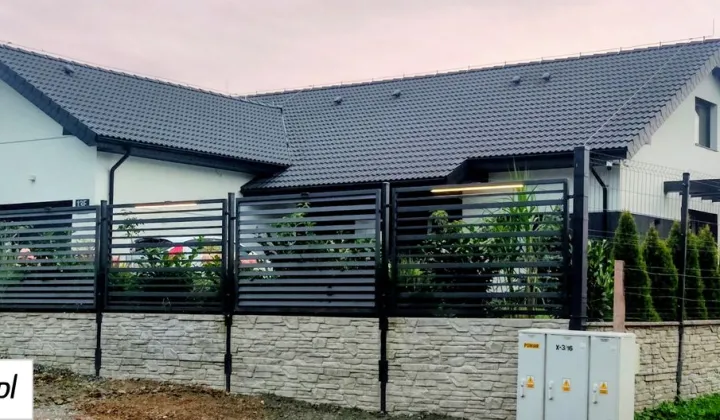 dom wolnostojący, 3 pokoje Jaszkowa Dolna, ul. Akacjowa