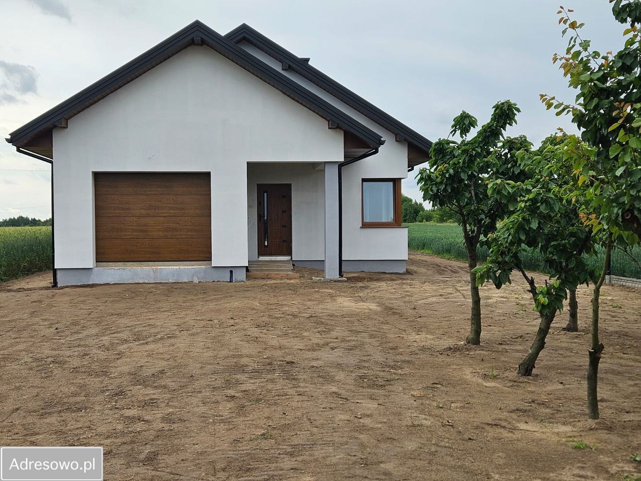 dom wolnostojący, 3 pokoje Ciepła. Zdjęcie 5