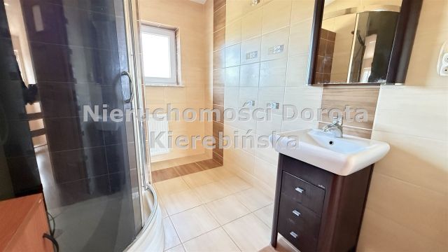 dom wolnostojący, 5 pokoi Swolszewice Duże. Zdjęcie 12