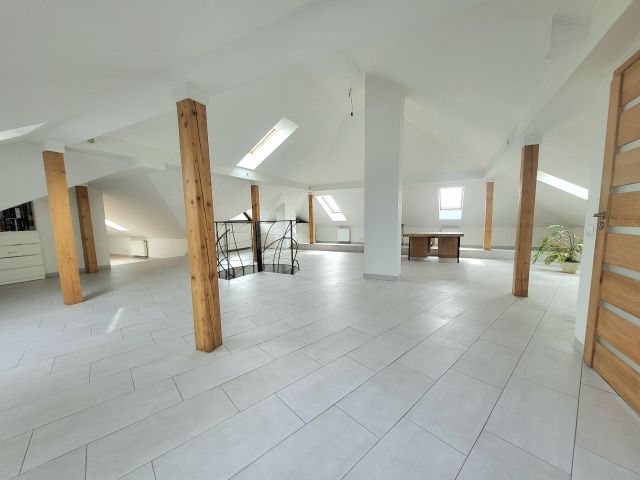 dom wolnostojący, 5 pokoi Wrocław Fabryczna, ul. gen. Witolda Urbanowicza. Zdjęcie 10