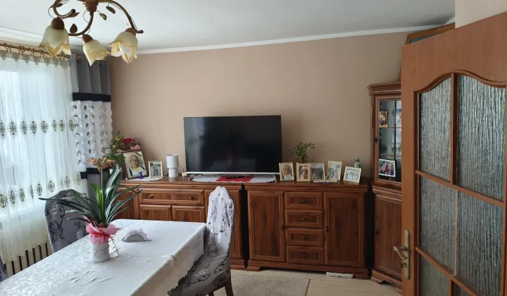 Mieszkanie 3-pokojowe Nowa Wioska, Brak