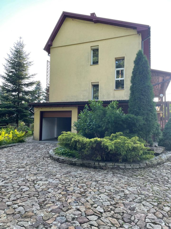 dom wolnostojący, 4 pokoje Ściegnia