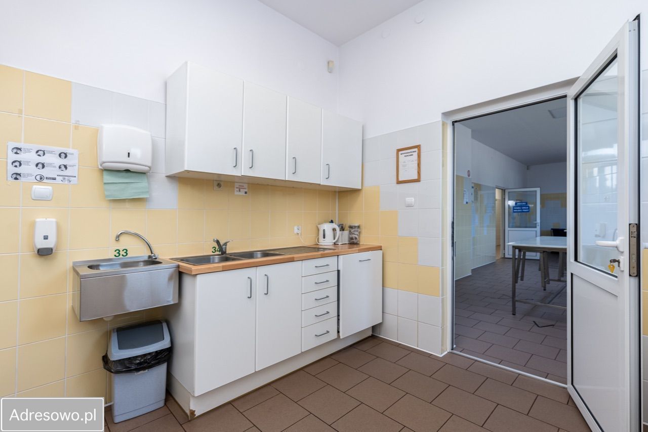 Hala/magazyn Targowisko. Zdjęcie 17