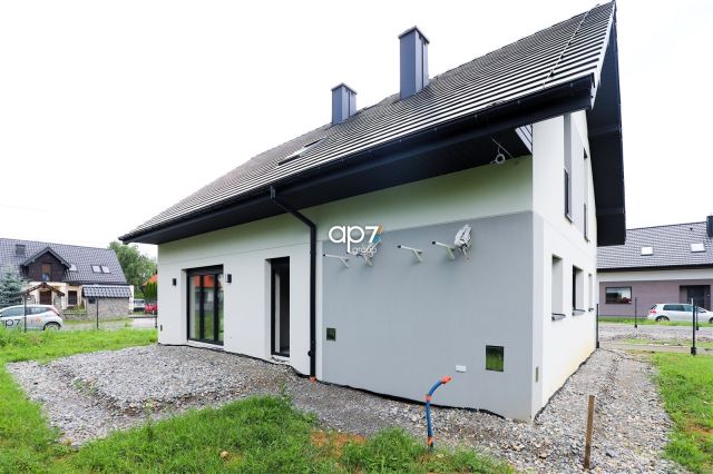 dom wolnostojący, 6 pokoi Czajowice. Zdjęcie 13