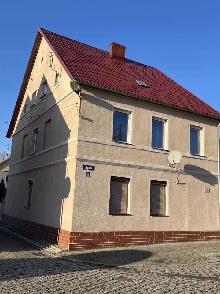 dom wolnostojący, 5 pokoi Czernina, Rynek. Zdjęcie 1