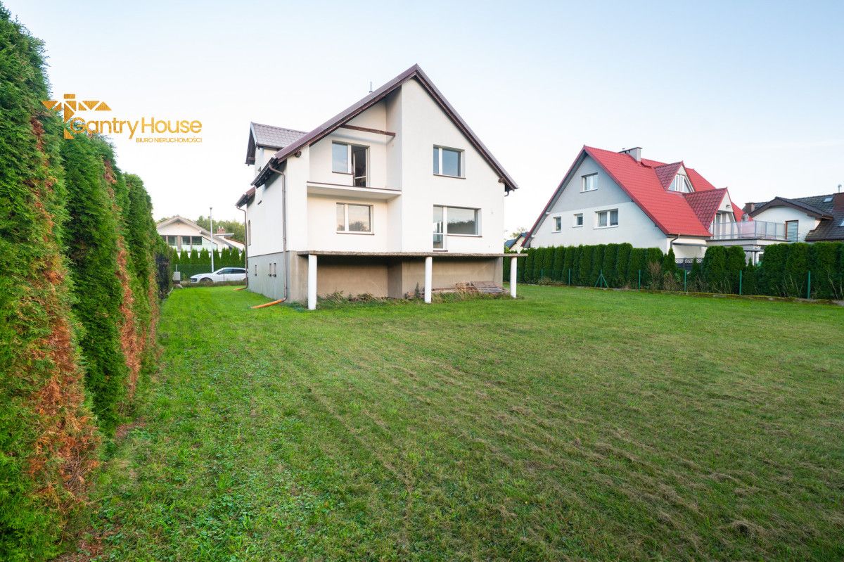 dom wolnostojący, 5 pokoi Rumia, ul. Źródlana. Zdjęcie 2