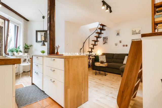 Mieszkanie 3-pokojowe Kraków Stare Miasto, ul. Paulińska. Zdjęcie 4