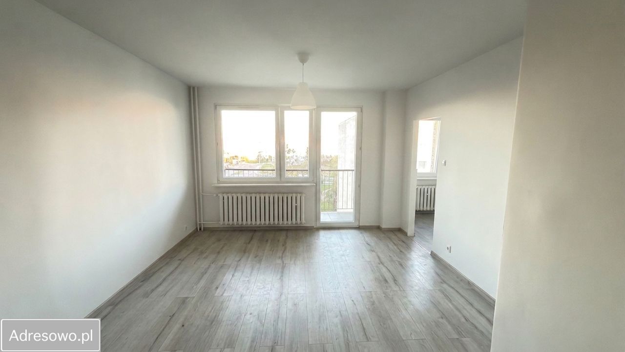 Mieszkanie 1-pokojowe Gdynia Karwiny, ul. Kornela Makuszyńskiego. Zdjęcie 3