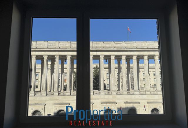 Mieszkanie 3-pokojowe Warszawa Śródmieście, ul. Wspólna. Zdjęcie 1