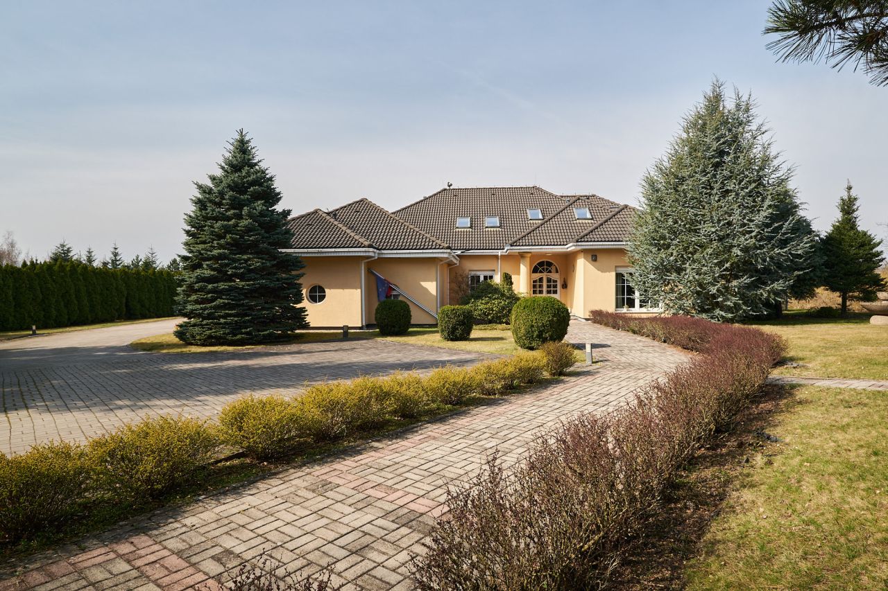 dom wolnostojący, 9 pokoi Kłodzko, ul. Adama Mickiewicza. Zdjęcie 4