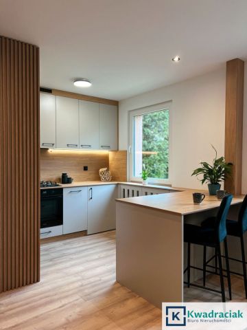 Mieszkanie 3-pokojowe Krosno, ul. Powstańców Warszawskich. Zdjęcie 1