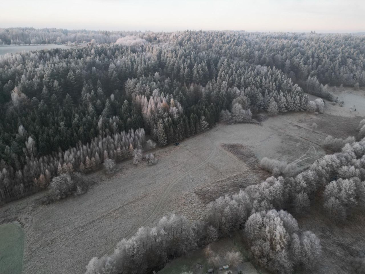 Działka na sprzedaż bez pośredników          
          
            ul. Malownicza          
          
            Huta Dolna - Widok 5