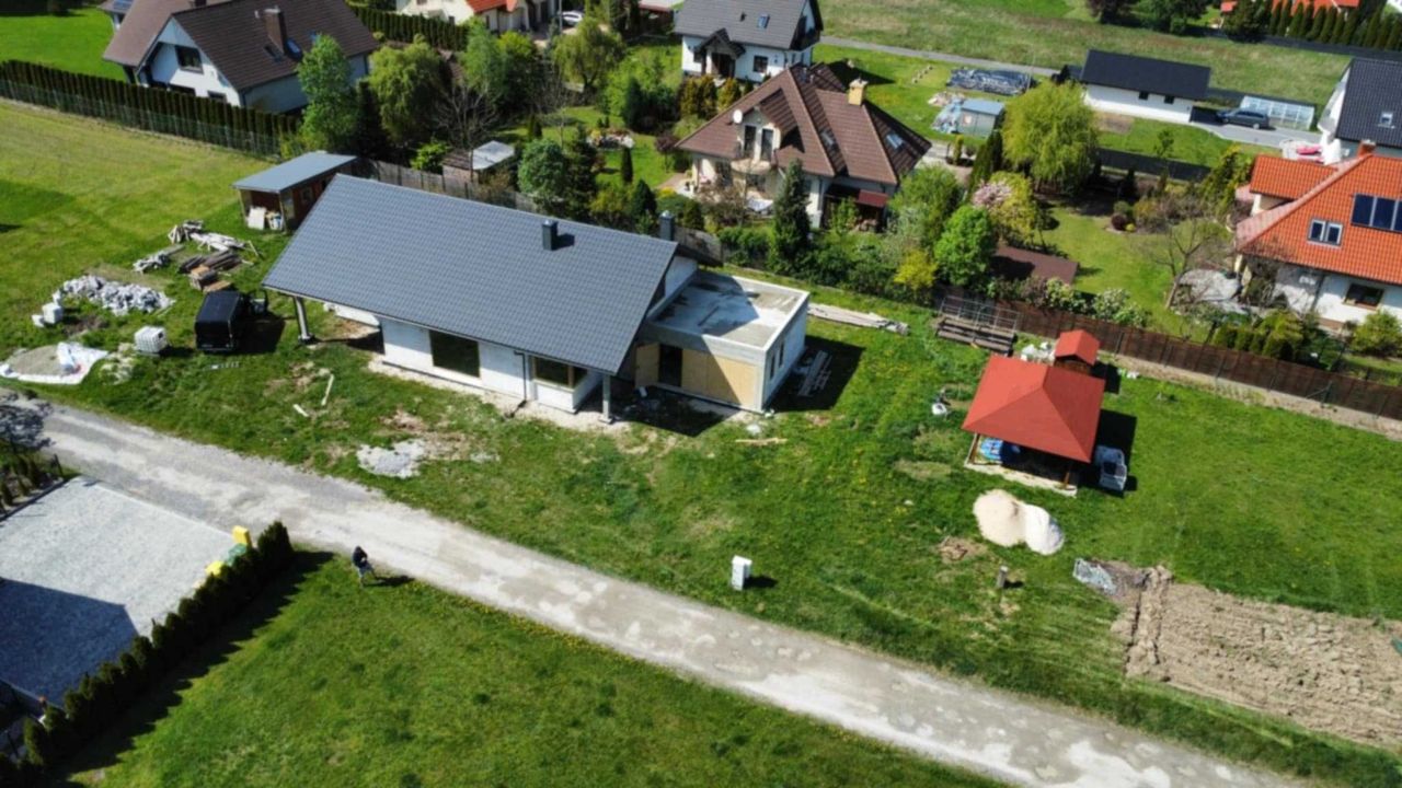 dom wolnostojący Brandwica, ul. Isep. Zdjęcie 5