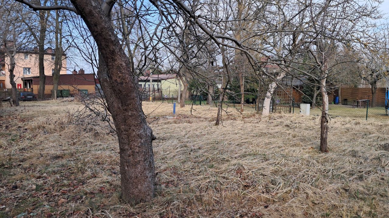 Działka rod Łódź Stoki, Prezydenta 21/27. Zdjęcie 2