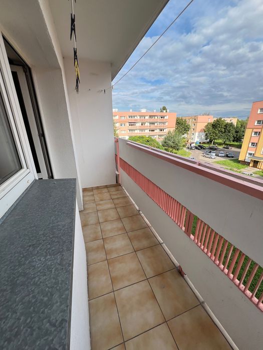 Mieszkanie 3-pokojowe Łódź Chojny, ul. Jutrzenki. Zdjęcie 2