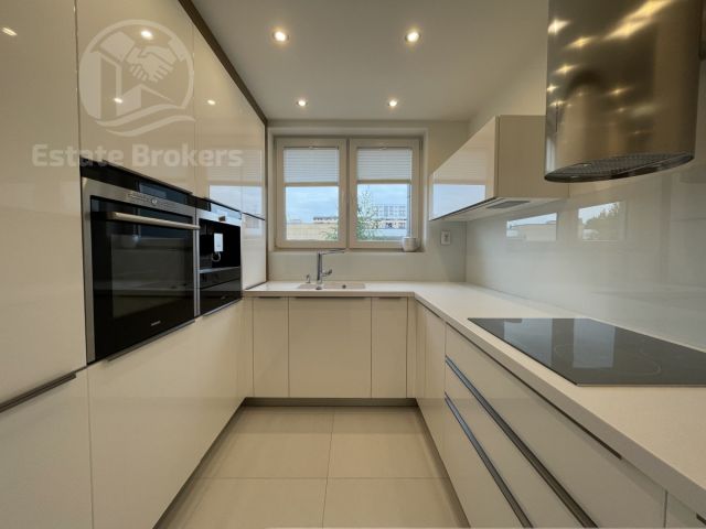 Mieszkanie 3-pokojowe Wrocław, bulw. Dedala. Zdjęcie 3