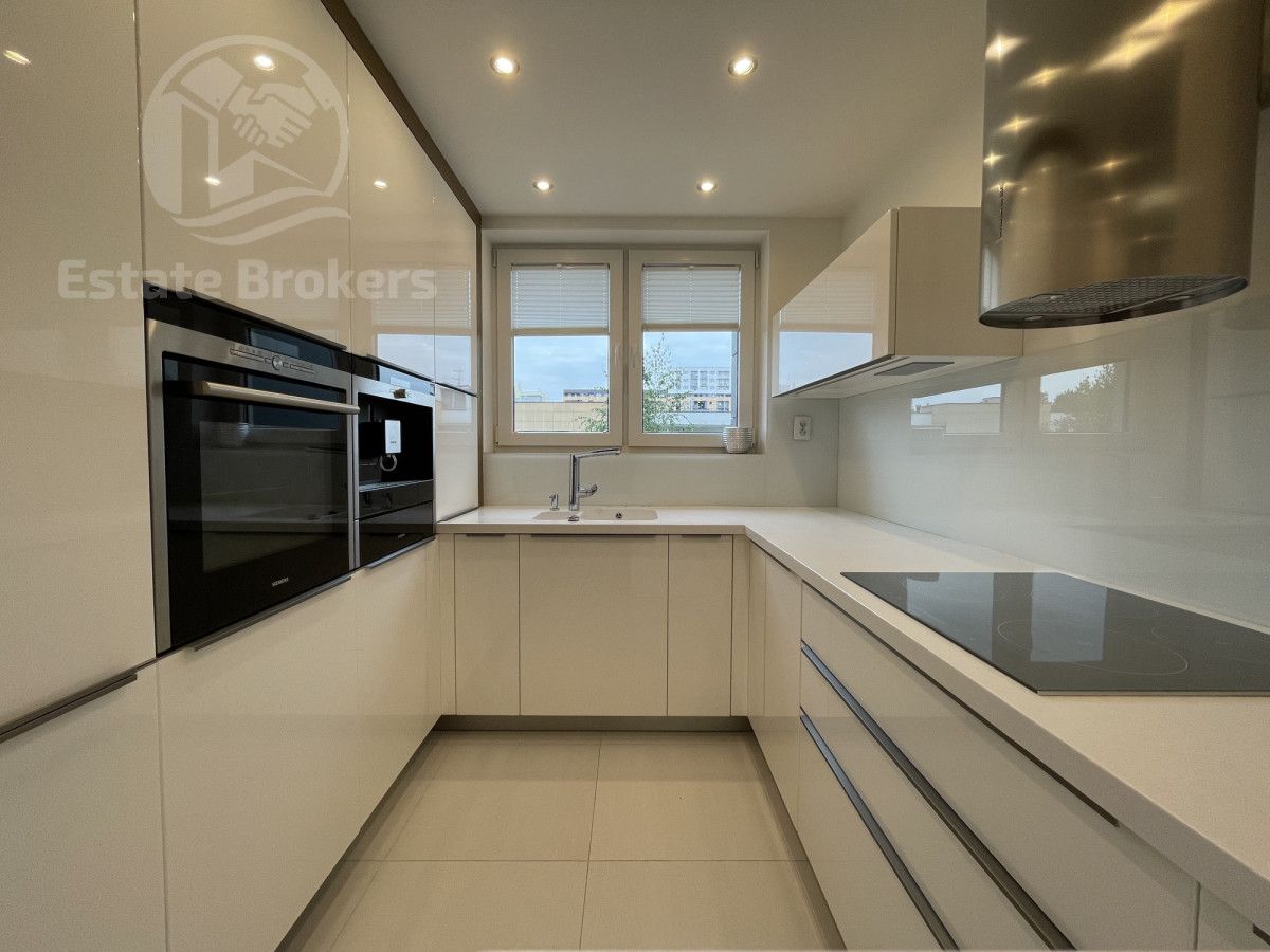 Mieszkanie 3-pokojowe Wrocław, bulw. Dedala. Zdjęcie 3