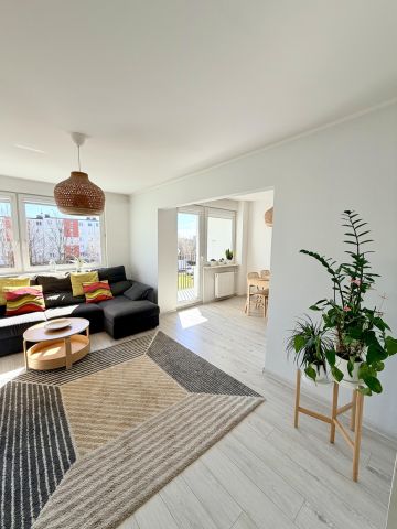 Mieszkanie 3-pokojowe Gdynia Obłuże, ul. płk. Stanisława Dąbka. Zdjęcie 1