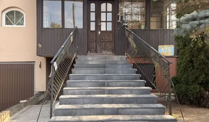 dom wolnostojący, 6 pokoi Borzęcin Duży, ul. Kosmowska