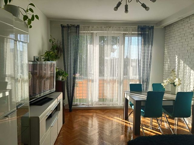 Mieszkanie 2-pokojowe Pabianice, ul. kard. Stefana Wyszyńskiego. Zdjęcie 1