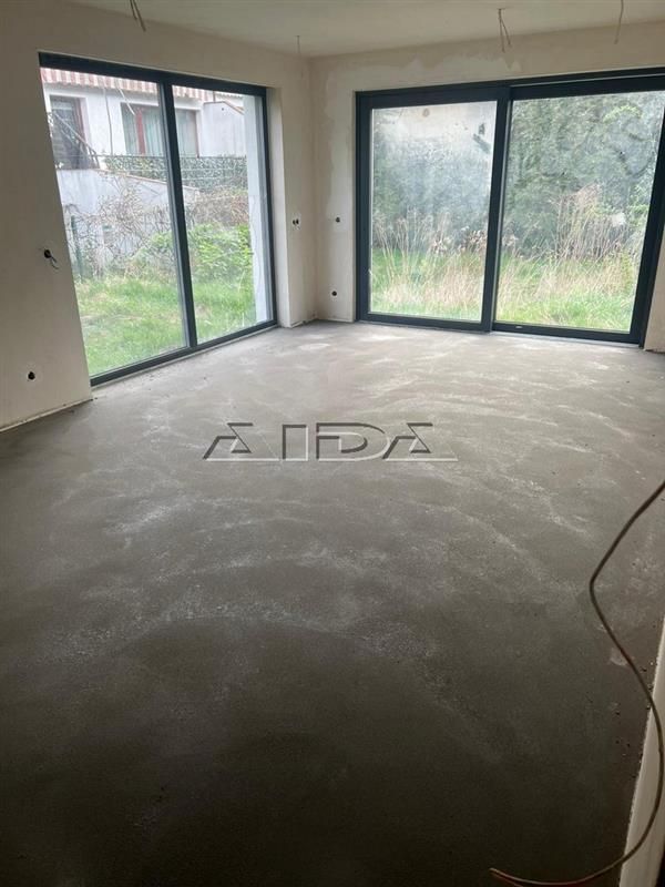 Biuro Wrocław Krzyki, Brossa boczna Śleżnej BUDYNEK INWESTYCYJNY. Zdjęcie 15