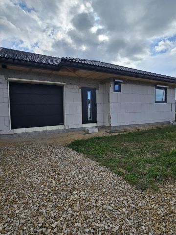 bliźniak, 4 pokoje Nakło Śląskie. Zdjęcie 1
