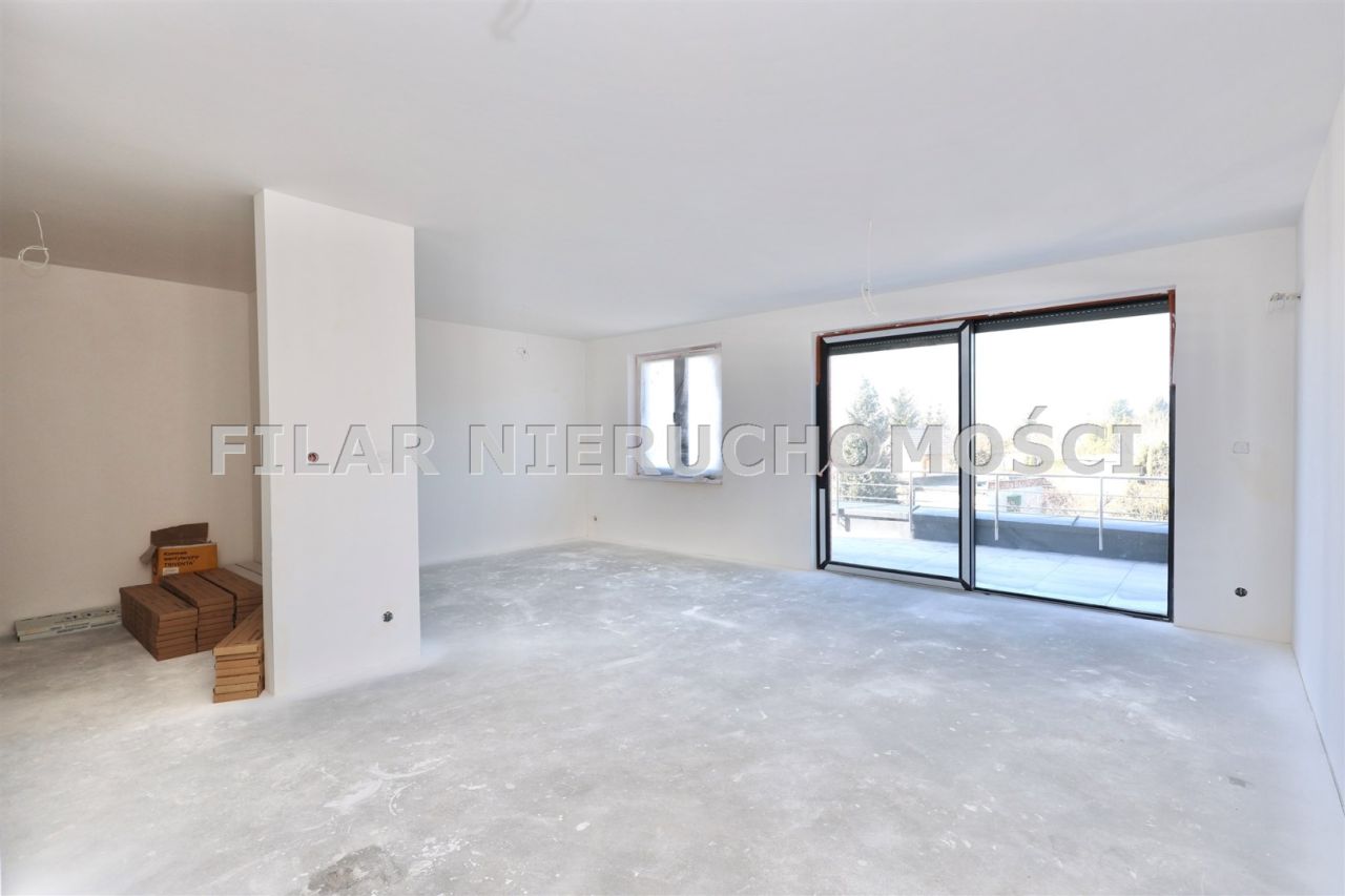 Mieszkanie 4-pokojowe Lubin Małomice. Zdjęcie 2